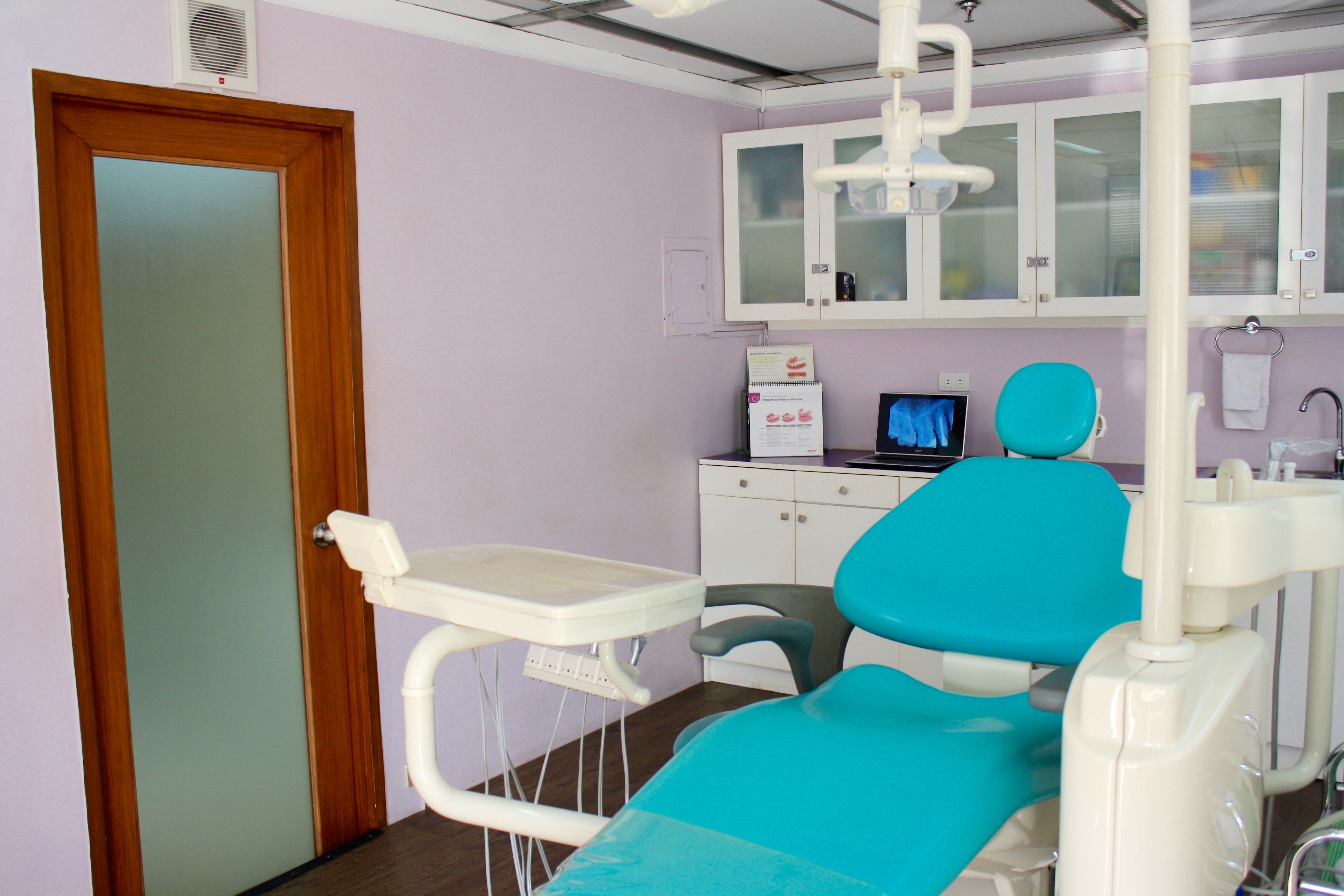 Cost of Dental Implants in the Philippines